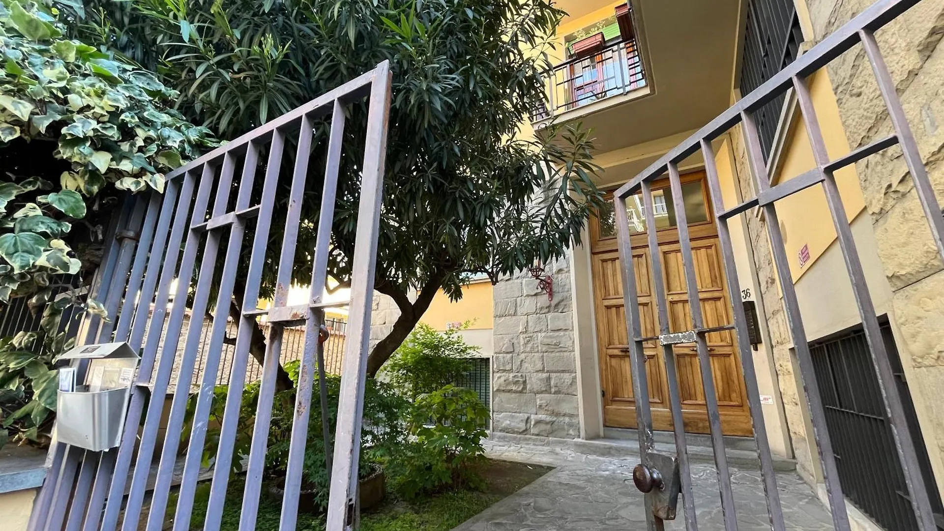 Orcagna Suite With Parking Florence 0*,  Italy